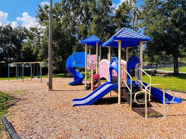 $630,000 | 540 Sheridan Drive, Palm Harbor, FL 34684