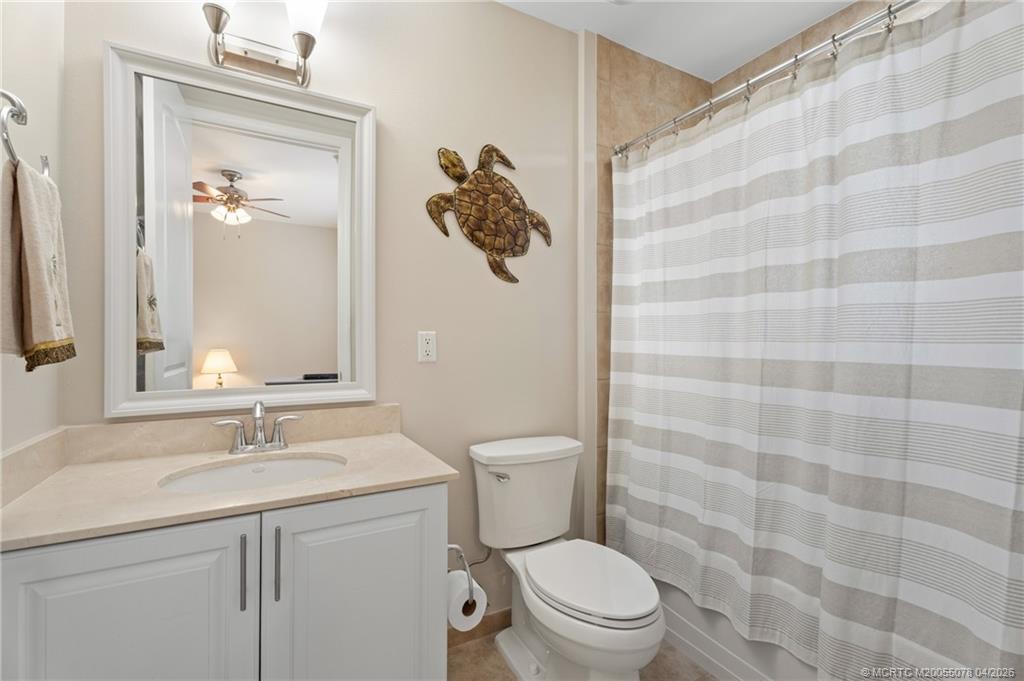 1560 Island Cove Road Fort Pierce, FL 34949 - Photo 14 of 41 Guest Ensuite on Main Level