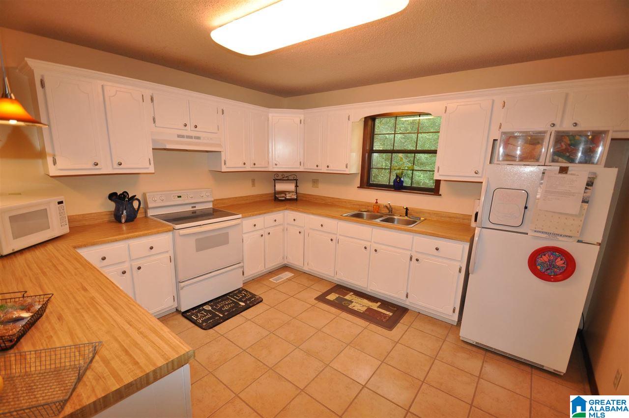855 Valley Trail Warrior, AL 35180 - Photo 13 of 43