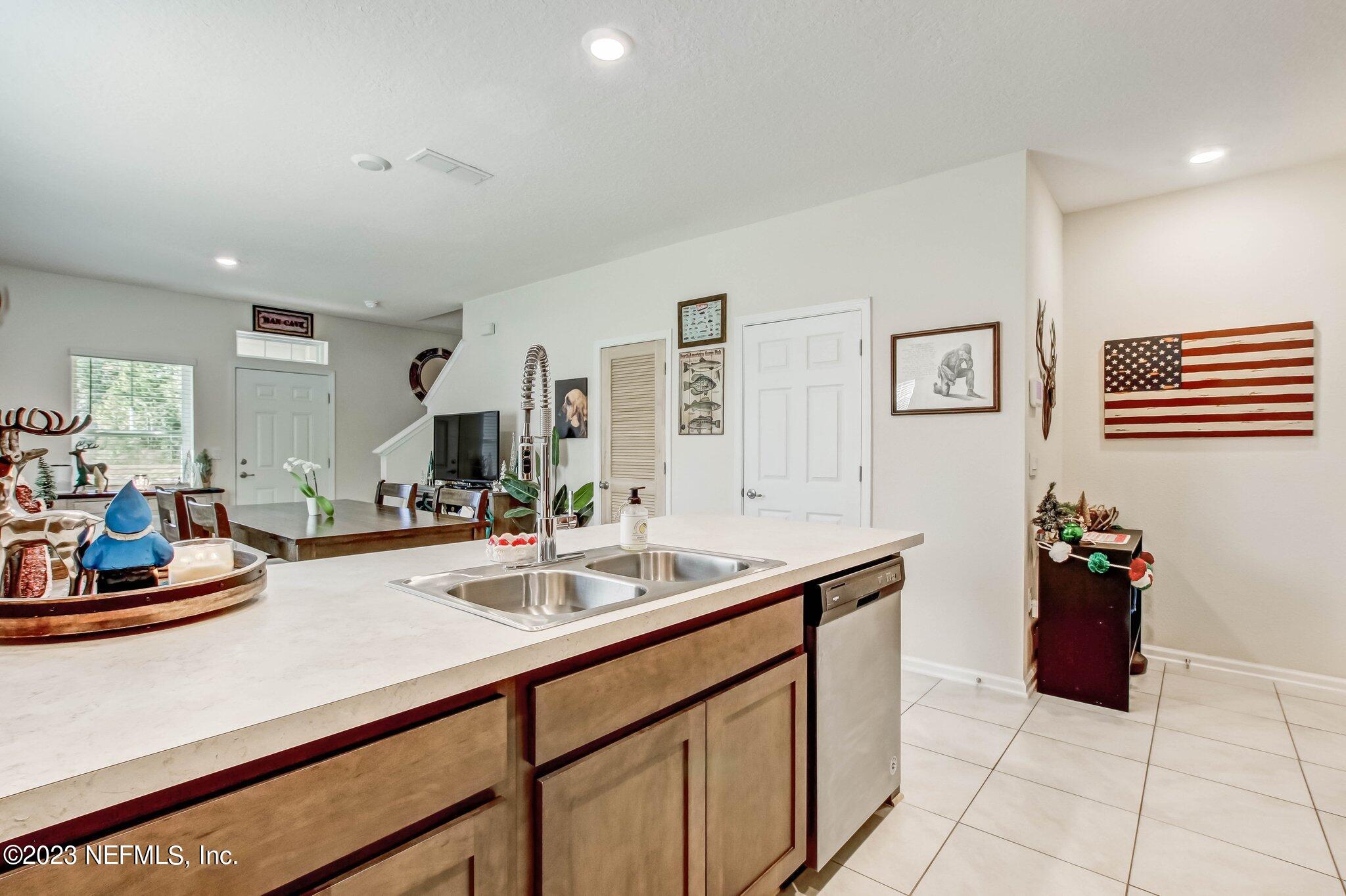 86998 Mainline Road Yulee, FL 32097 - Photo 14 of 39 16-web-or-mls-BS 86998 Mainline Rd -12