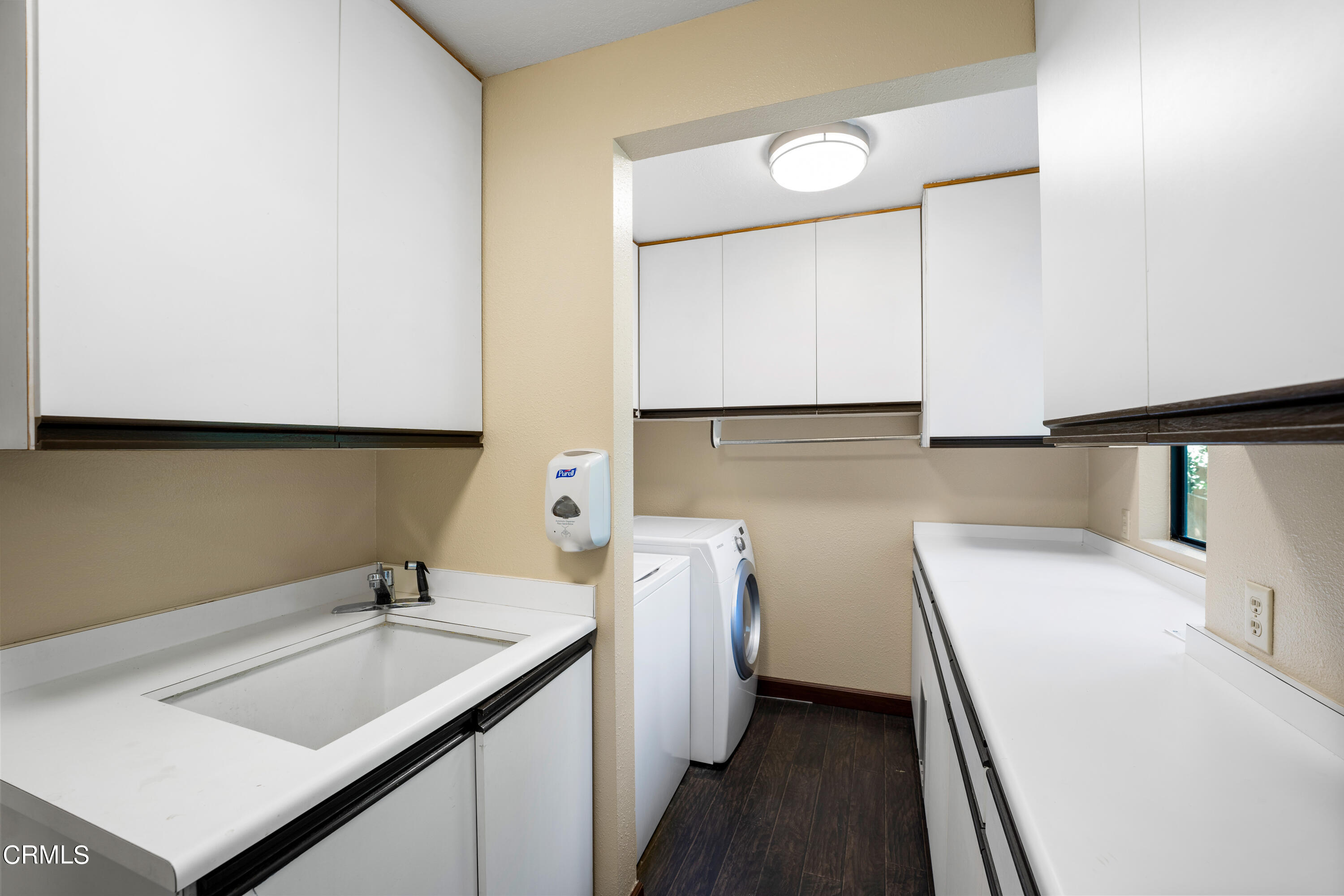 2210 Lyndhurst Avenue Camarillo, CA 93010 - Photo 21 of 37 a bathroom with a sink and a mirror