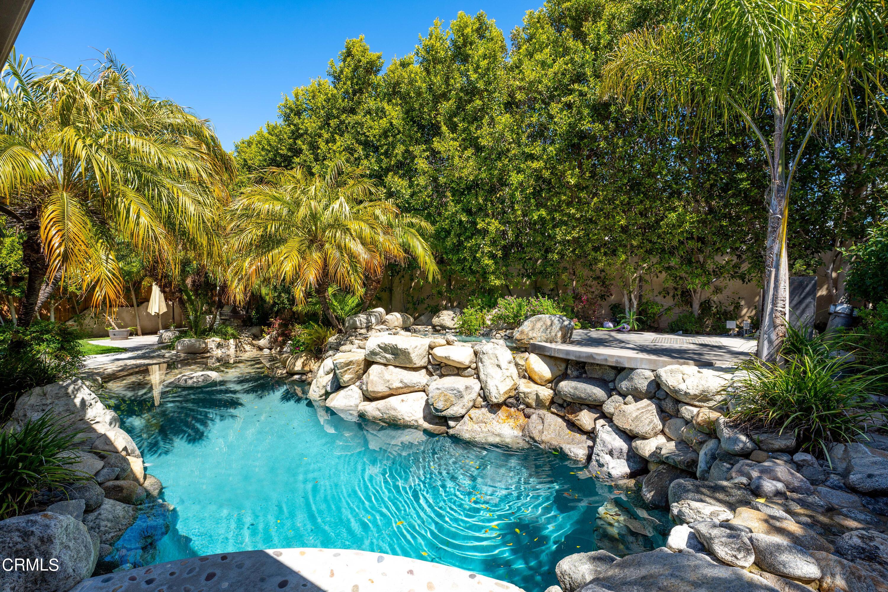 2210 Lyndhurst Avenue Camarillo, CA 93010 - Photo 36 of 37 a backyard of a house with lots of green space
