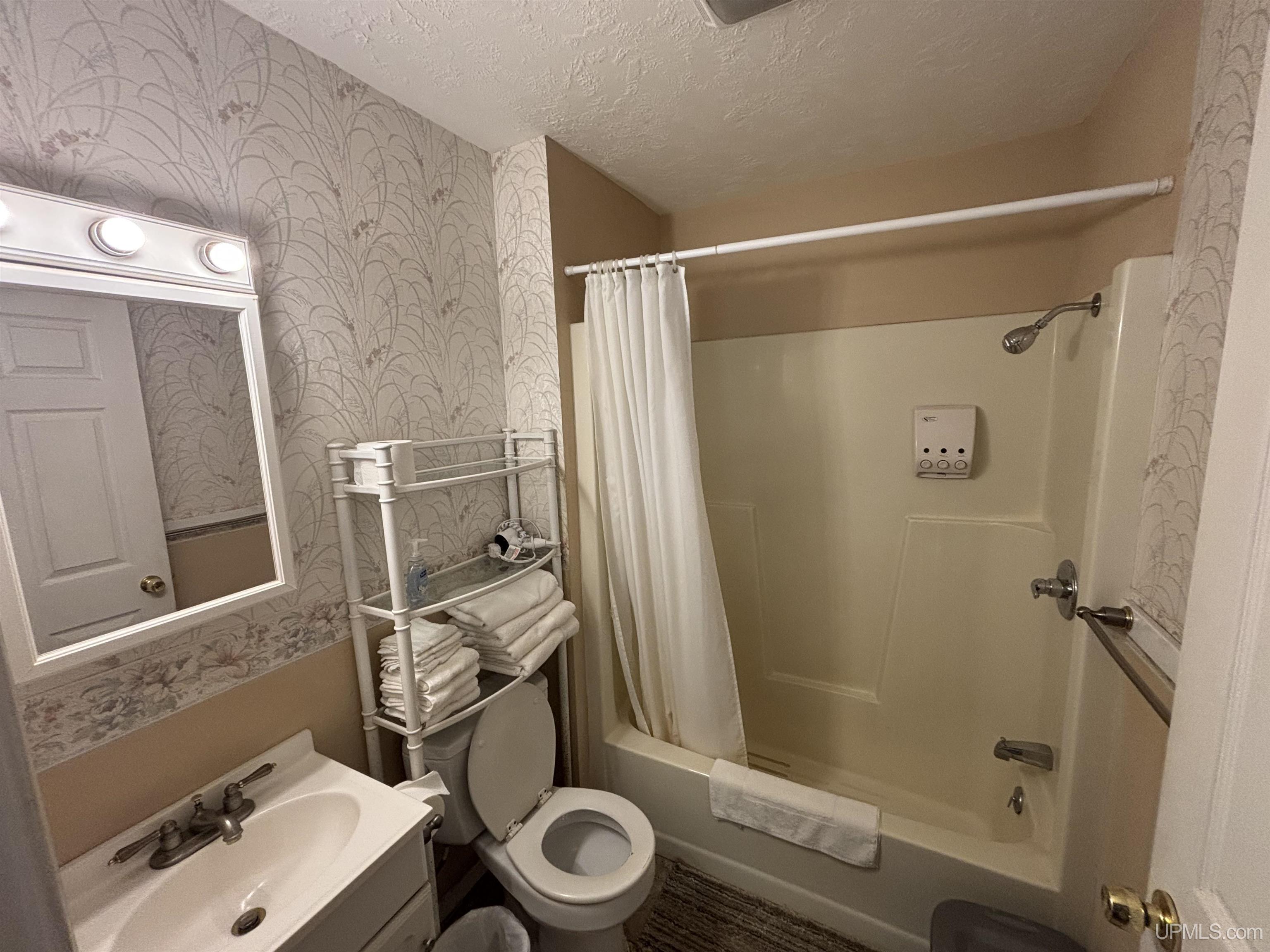26950 Number 4 Road Calumet, MI 49913 - Photo 32 of 75