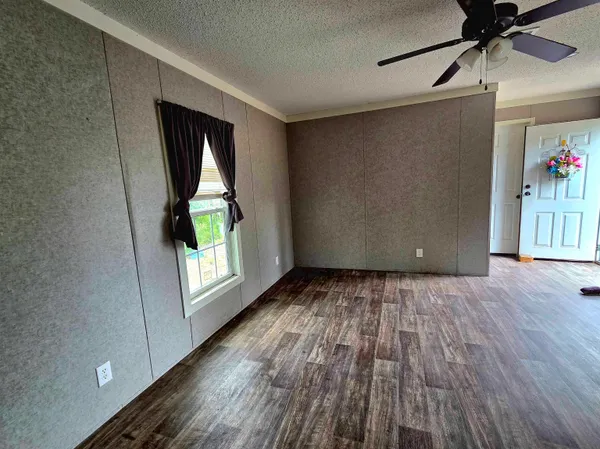 $1,200 | 629 Charles Hendry Road, Perry, FL 32348
