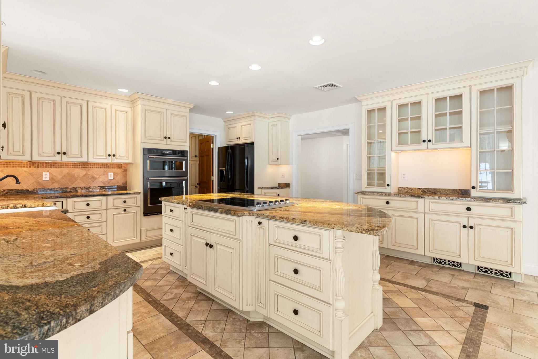 7044 Ely Road New Hope, PA 18938 - Photo 11 of 60