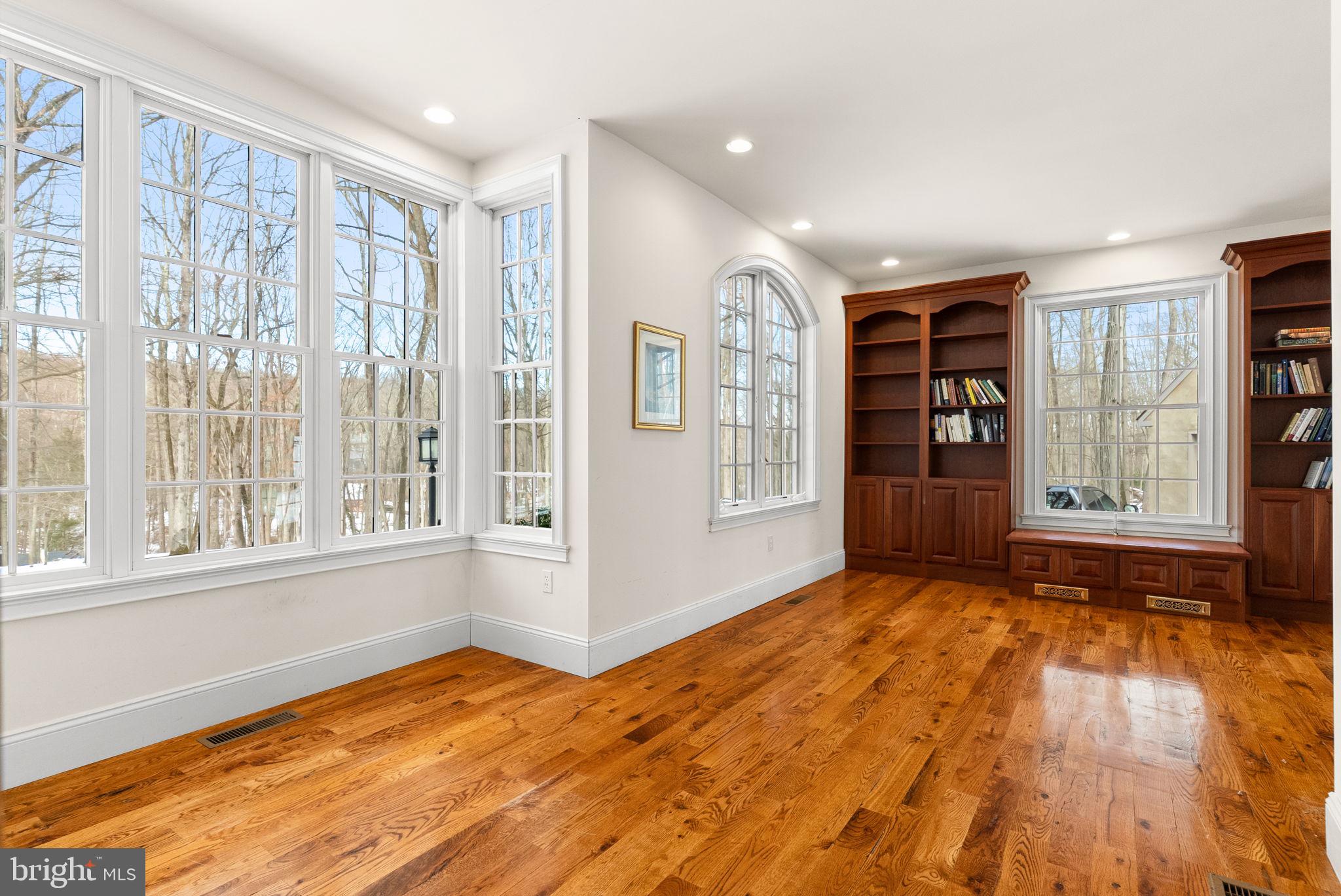 7044 Ely Road New Hope, PA 18938 - Photo 19 of 60