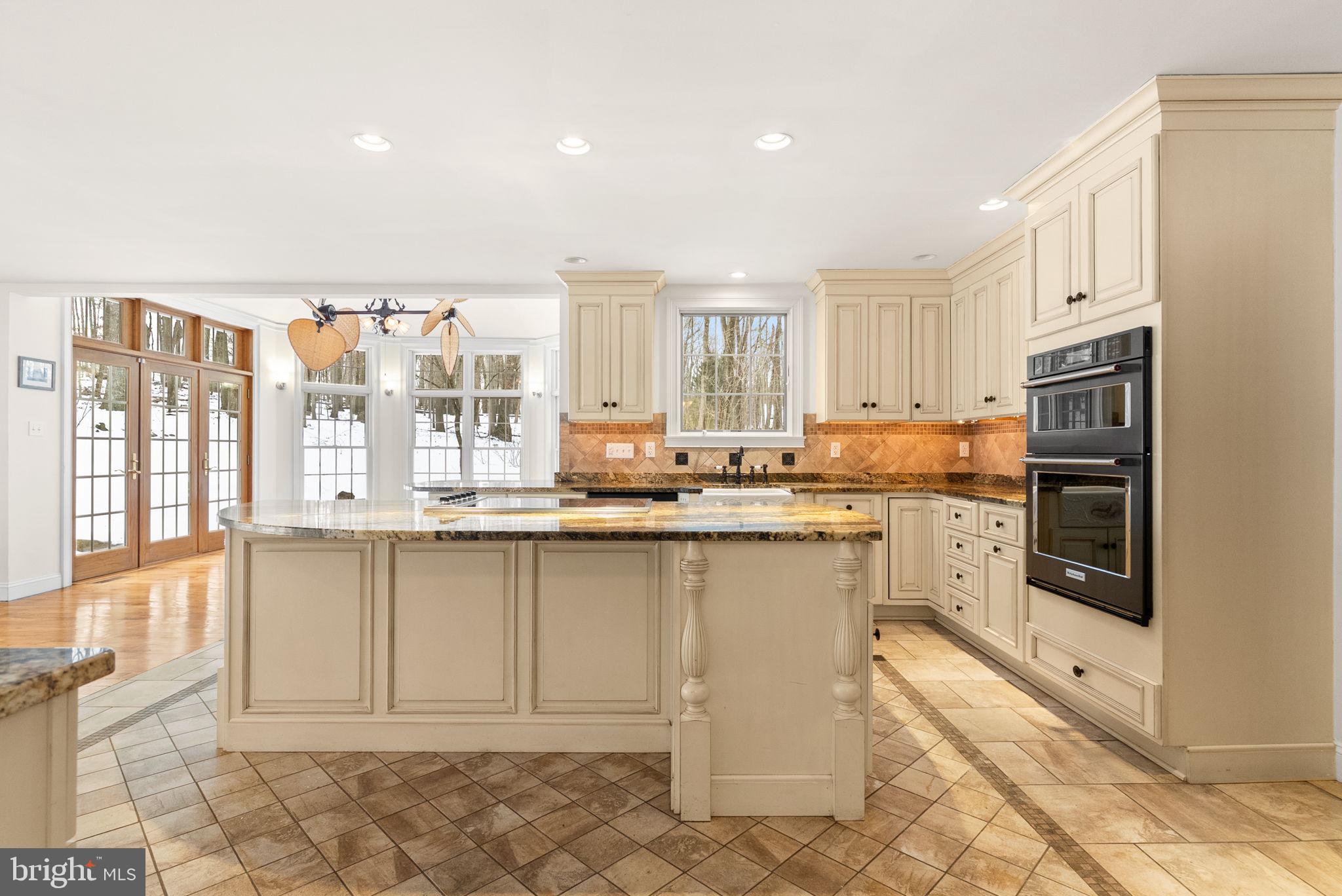 7044 Ely Road New Hope, PA 18938 - Photo 8 of 60