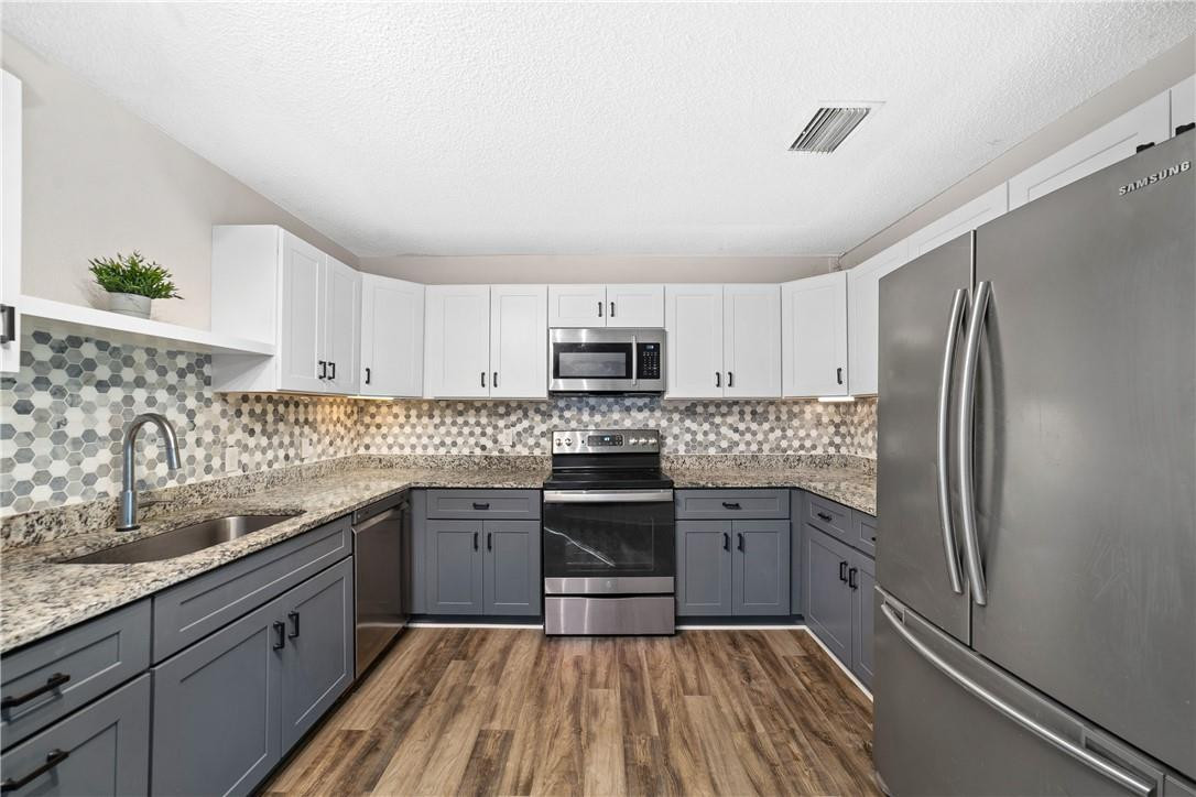 9124 Southwest 22nd Street, Unit B Boca Raton, FL 33428 - Photo 13 of 45 Photo 13