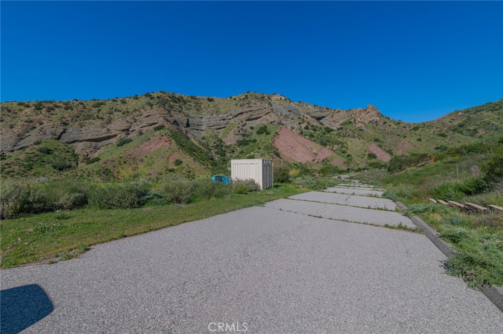 28741 Williams Canyon Road Silverado, CA 92676 - Photo 27 of 36
