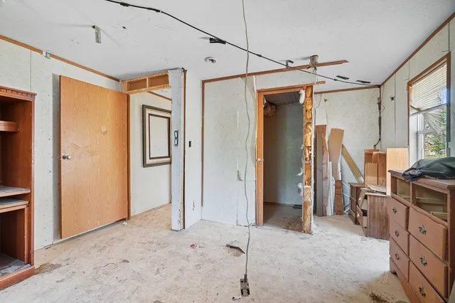 a view of a storage & utility room
