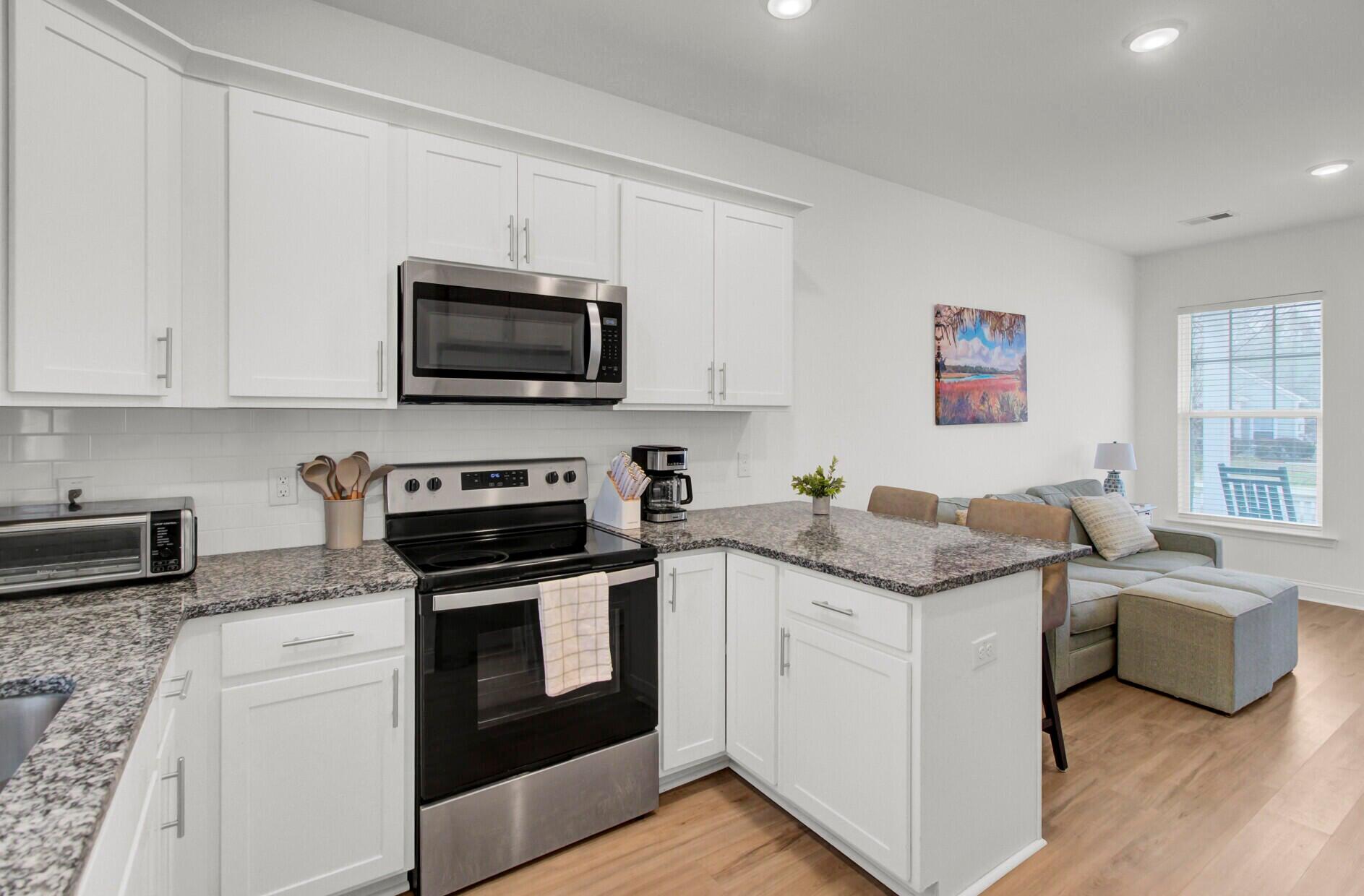 1531 Foster Creek Road Hanahan, SC 29410 - Photo 10 of 25 Gallery Image 10