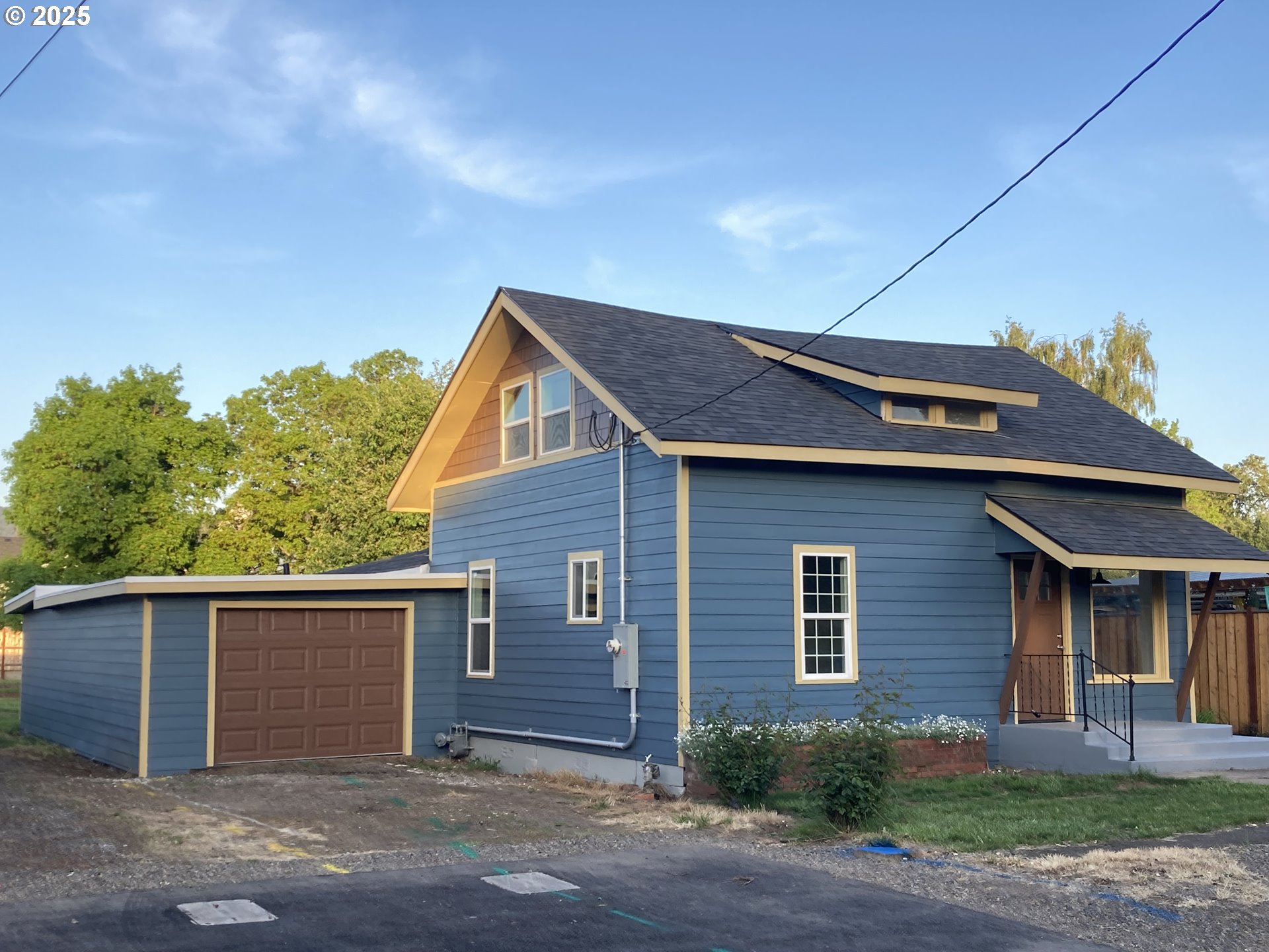 91213 North Harrison Street Eugene, OR 97408 - Photo 2 of 6