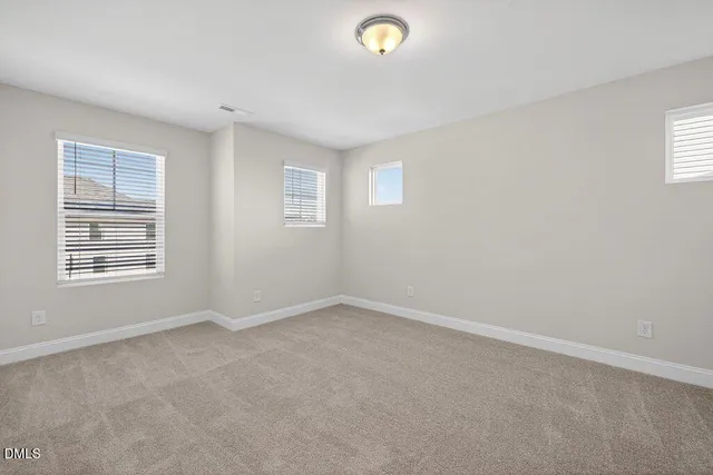 $1,925 | 586 Barrington Row Avenue, Zebulon, NC 27597