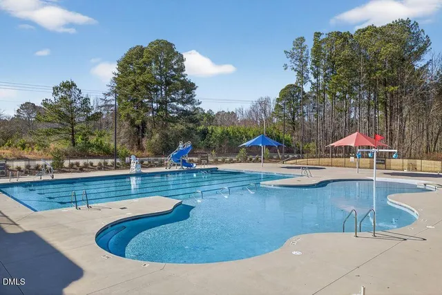 $1,925 | 586 Barrington Row Avenue, Zebulon, NC 27597