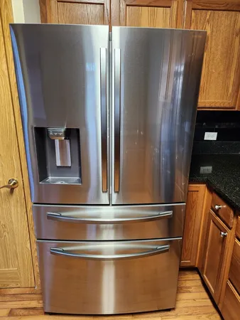 $3,100 | 217 Wimbledon Place, Bloomingdale, IL 60108