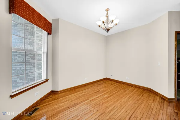 $3,100 | 217 Wimbledon Place, Bloomingdale, IL 60108