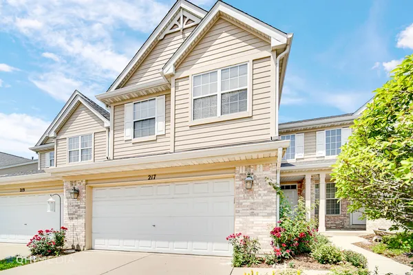 $3,100 | 217 Wimbledon Place, Bloomingdale, IL 60108