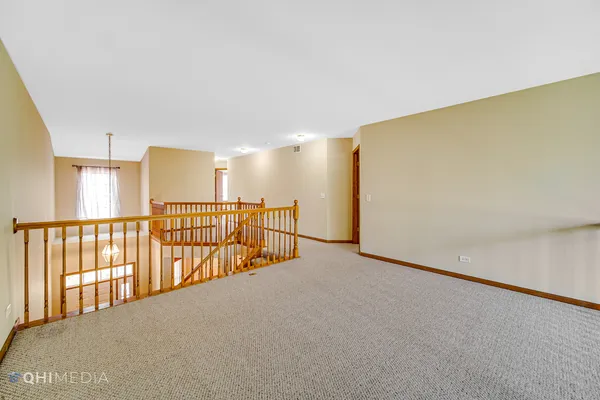 $3,100 | 217 Wimbledon Place, Bloomingdale, IL 60108