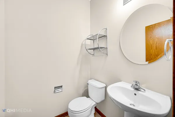 $3,100 | 217 Wimbledon Place, Bloomingdale, IL 60108