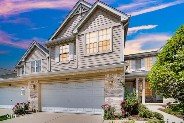 $3,100 | 217 Wimbledon Place, Bloomingdale, IL 60108