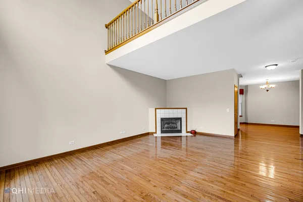 $3,100 | 217 Wimbledon Place, Bloomingdale, IL 60108