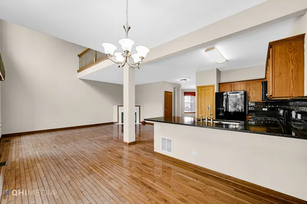 $3,100 | 217 Wimbledon Place, Bloomingdale, IL 60108