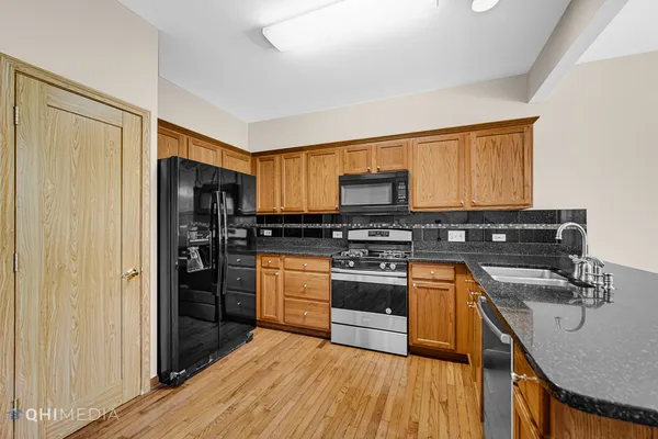 $3,100 | 217 Wimbledon Place, Bloomingdale, IL 60108