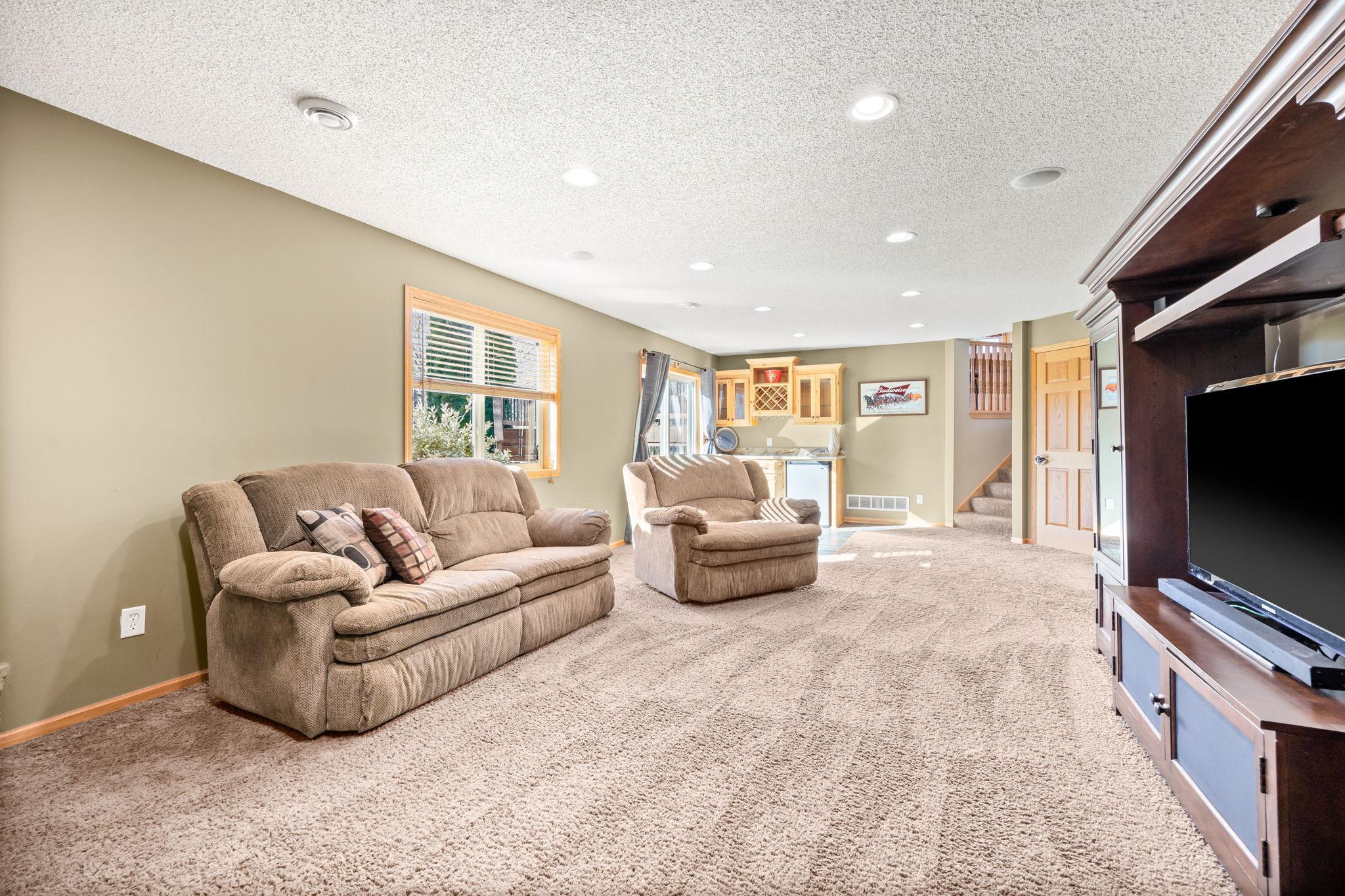 301 3rd Street Southwest Delano, MN 55328 - Photo 18 of 32