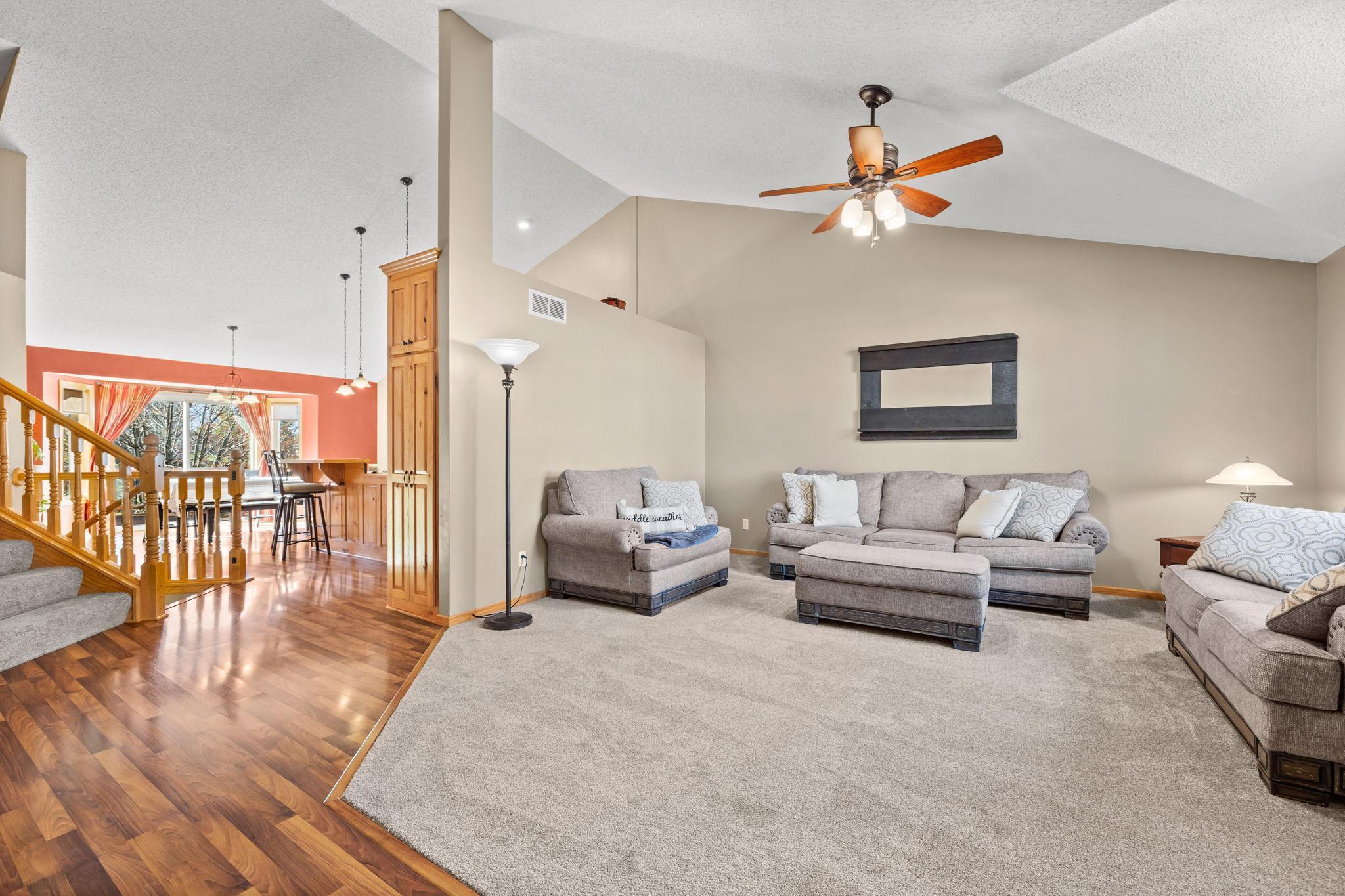 301 3rd Street Southwest Delano, MN 55328 - Photo 7 of 32