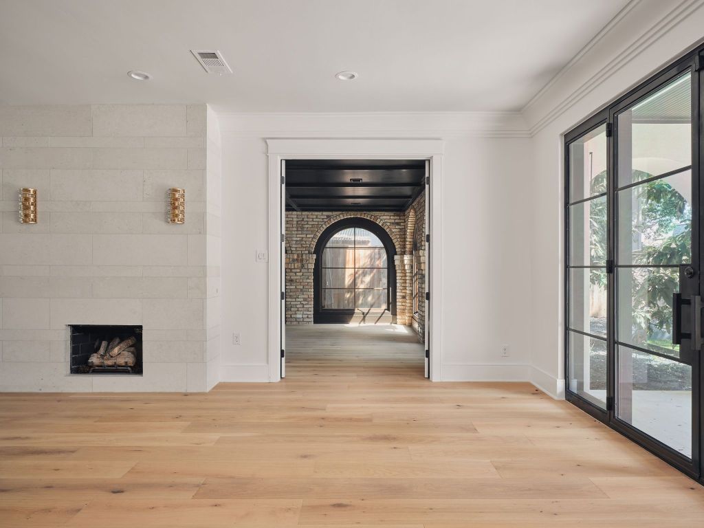 13 Niles Road Austin, TX 78703 - Photo 17 of 40 a view of empty room with large window