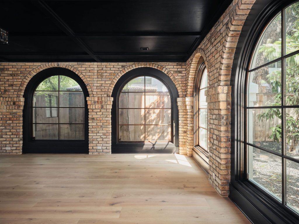 13 Niles Road Austin, TX 78703 - Photo 20 of 40 a view of entryway