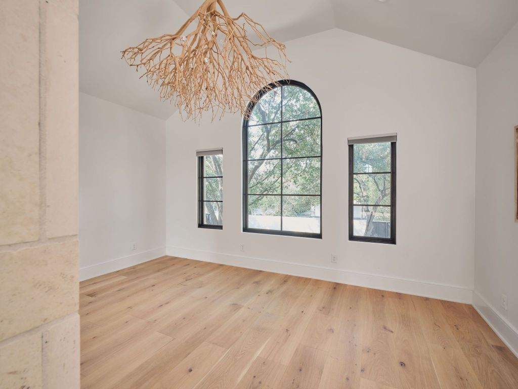 13 Niles Road Austin, TX 78703 - Photo 27 of 40 an empty room with a window