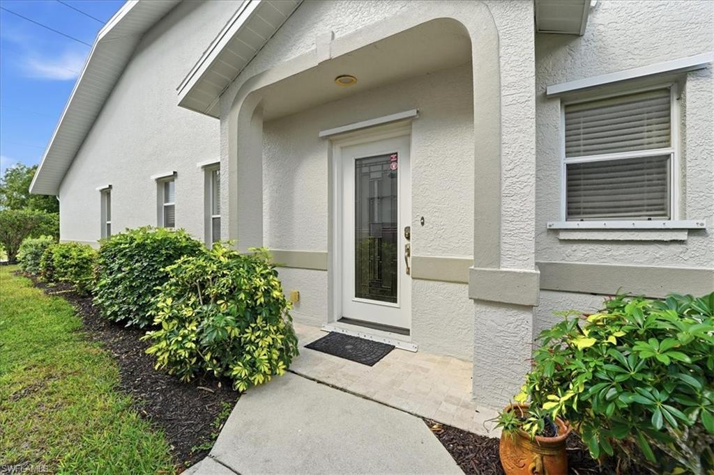 1827 West Crown Pointe Boulevard Naples, FL 34112 - Photo 2 of 16