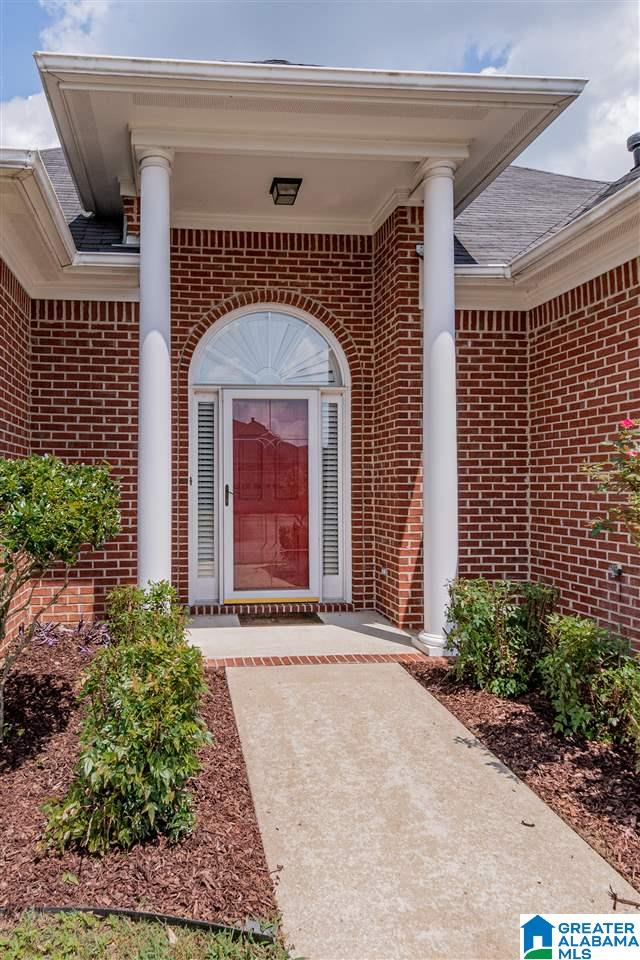 202 Beaver Crest Circle Pelham, AL 35124 - Photo 3 of 35