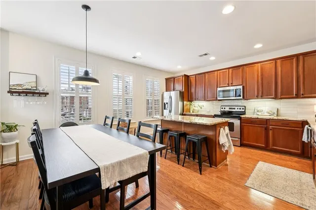 $529,900 | 3811 Chattahoochee Summit Drive Southeast, Unit 5, Atlanta, GA 30339