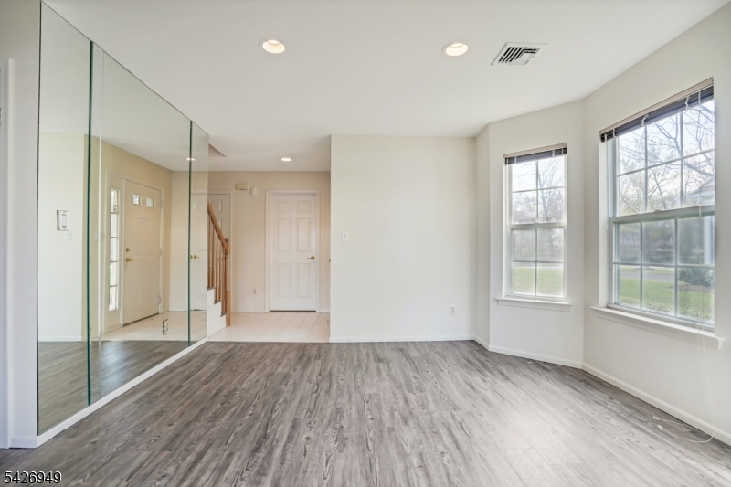 16 Lagoon Way Ledgewood, NJ 07852 - Photo 5 of 37