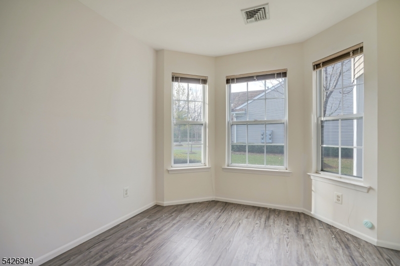 16 Lagoon Way Ledgewood, NJ 07852 - Photo 10 of 37