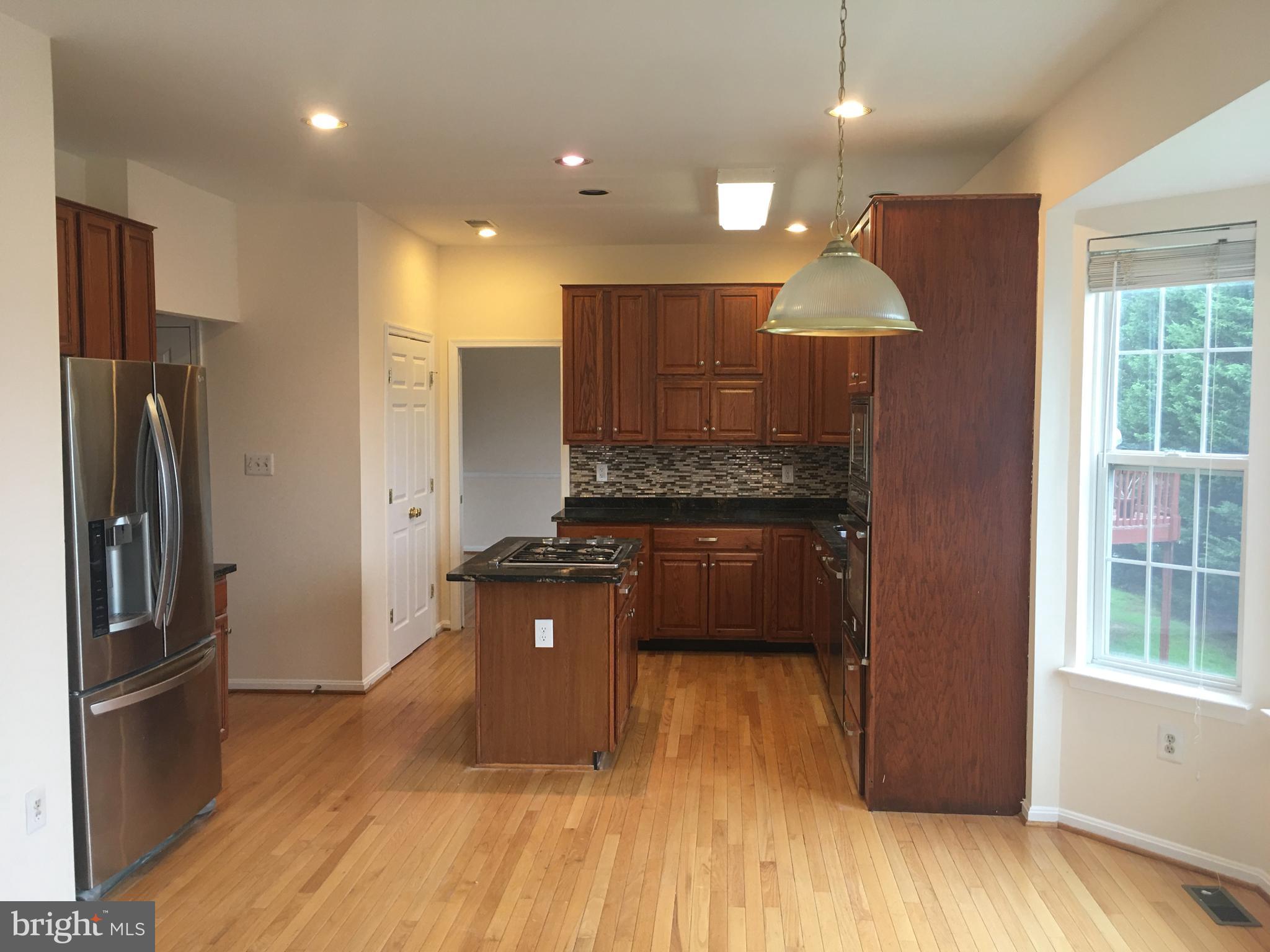 13902 Rockingham Road Germantown, MD 20874 - Photo 8 of 22 Gallery Image 8