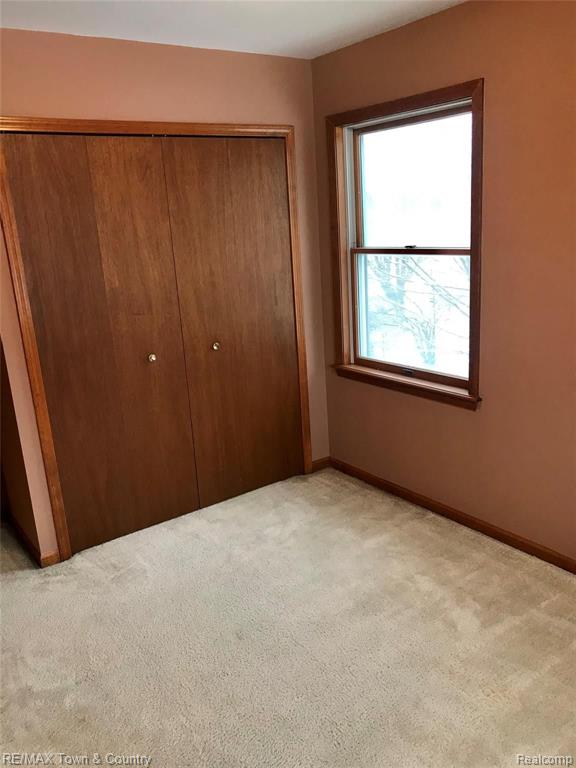 4271 East Carpenter Road Flint, MI 48506 - Photo 41 of 44