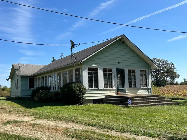 $3,900,000 | 16104 McGuire Road, Harvard, IL 60033