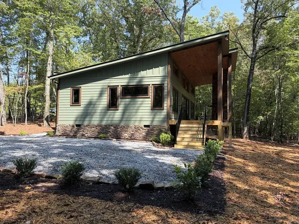 $509,000 | 319 Wolf Creek Trail, Mineral Bluff, GA 30559