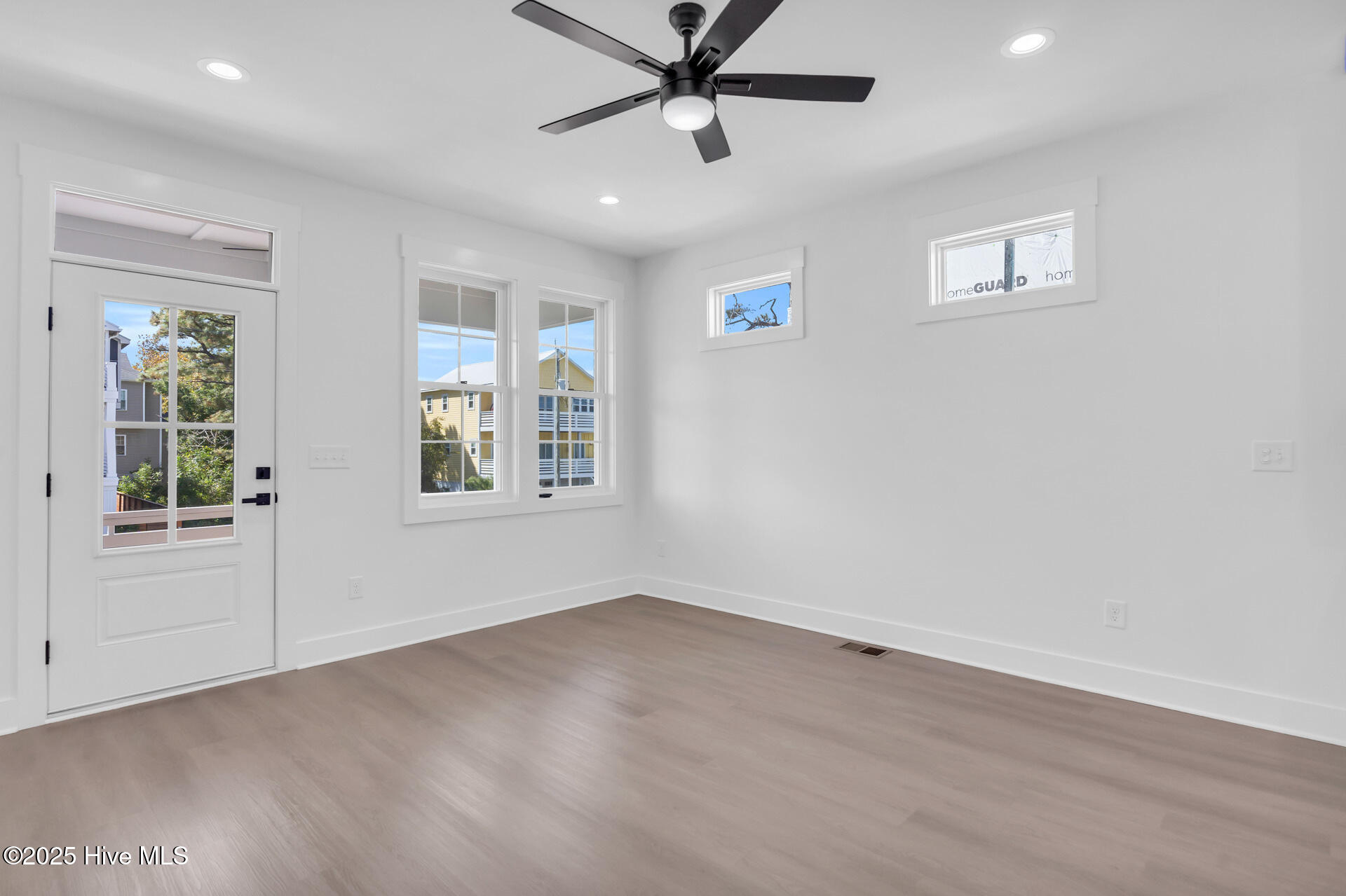 1416 Snapper Lane, Unit 1 Carolina Beach, NC 28428 - Photo 7 of 46 11_500 n carolina ave 00008