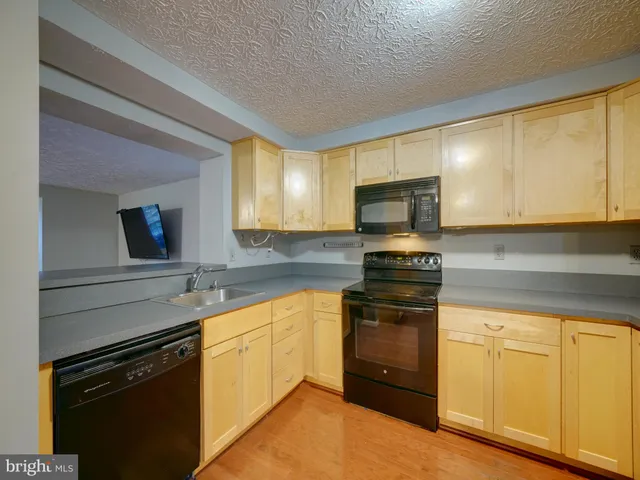 $2,500 | 9414 Chippenham Drive, Laurel, MD 20723