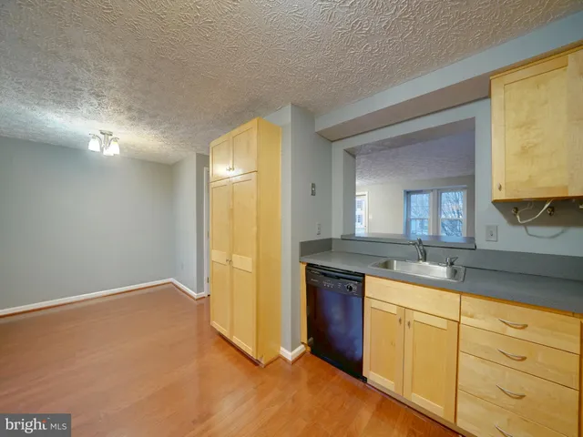 $2,500 | 9414 Chippenham Drive, Laurel, MD 20723