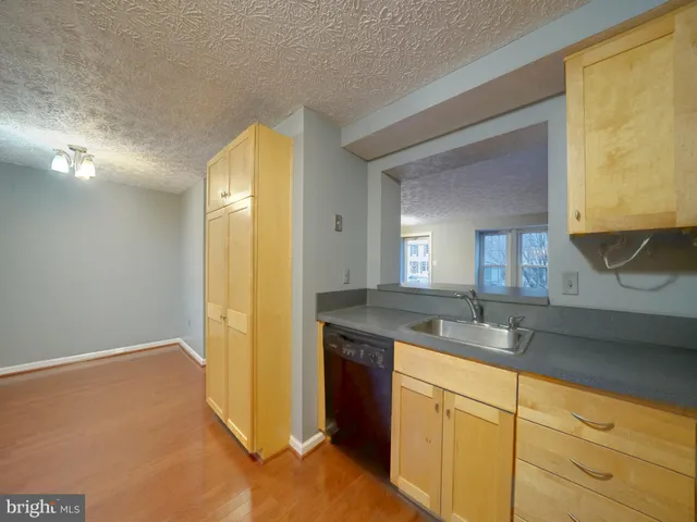 $2,500 | 9414 Chippenham Drive, Laurel, MD 20723