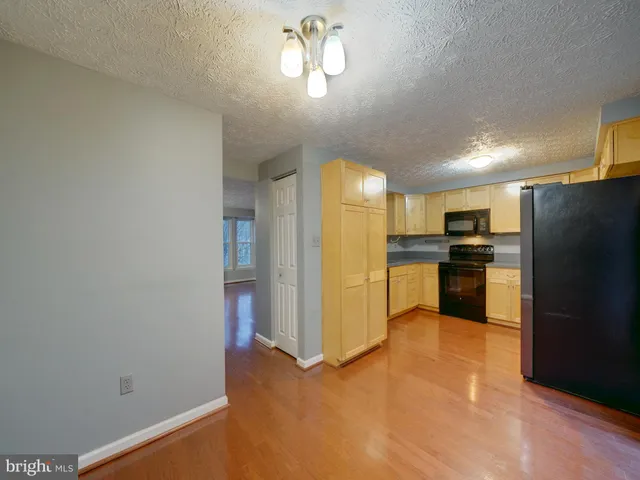 $2,500 | 9414 Chippenham Drive, Laurel, MD 20723