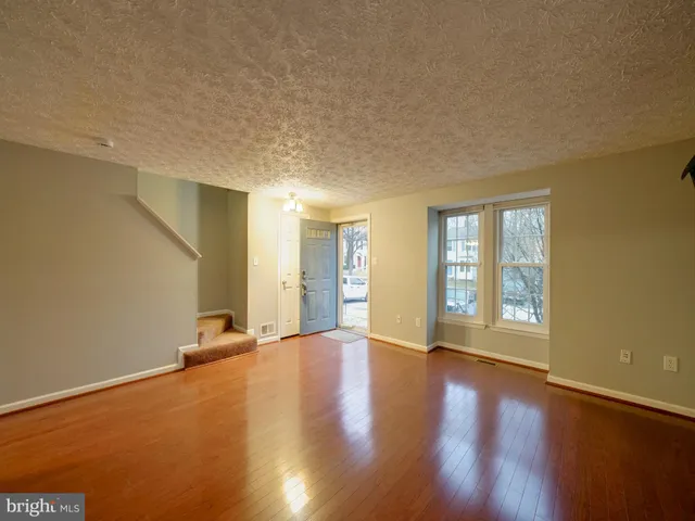 $2,500 | 9414 Chippenham Drive, Laurel, MD 20723