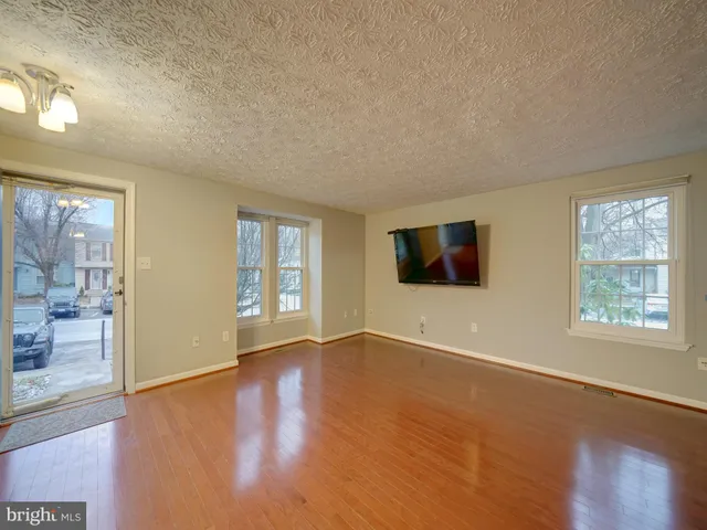 $2,500 | 9414 Chippenham Drive, Laurel, MD 20723