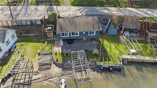 $325,000 | 15636 West Lake Road, Pulteney, NY 14418