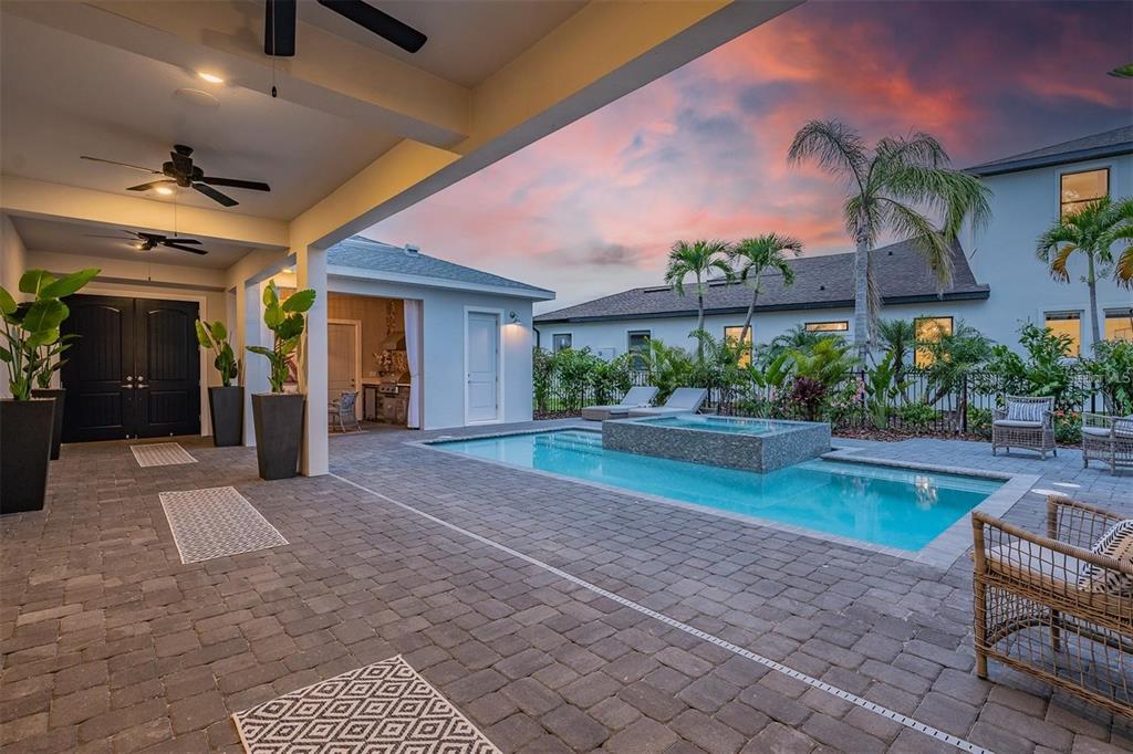 9260 Sanders Tree Loop Wesley Chapel, FL 33545 - Photo 3 of 14 Gallery Image 3